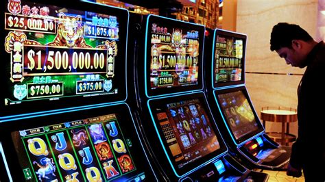 Gambling in the Philippines: legalization, regulation, major casinos.